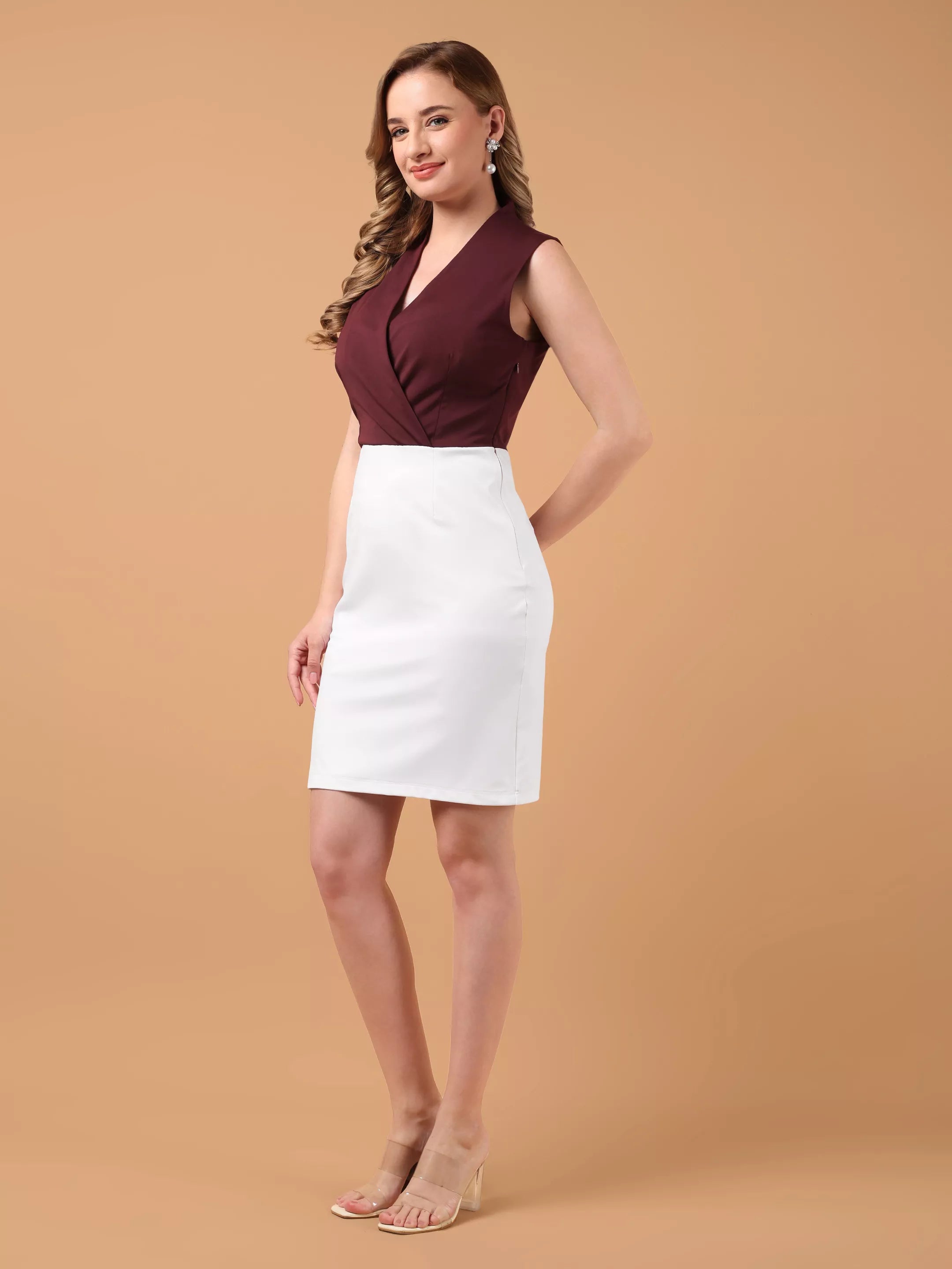 ELIRA Sleeveless Bodycon Dress - White & Cherry